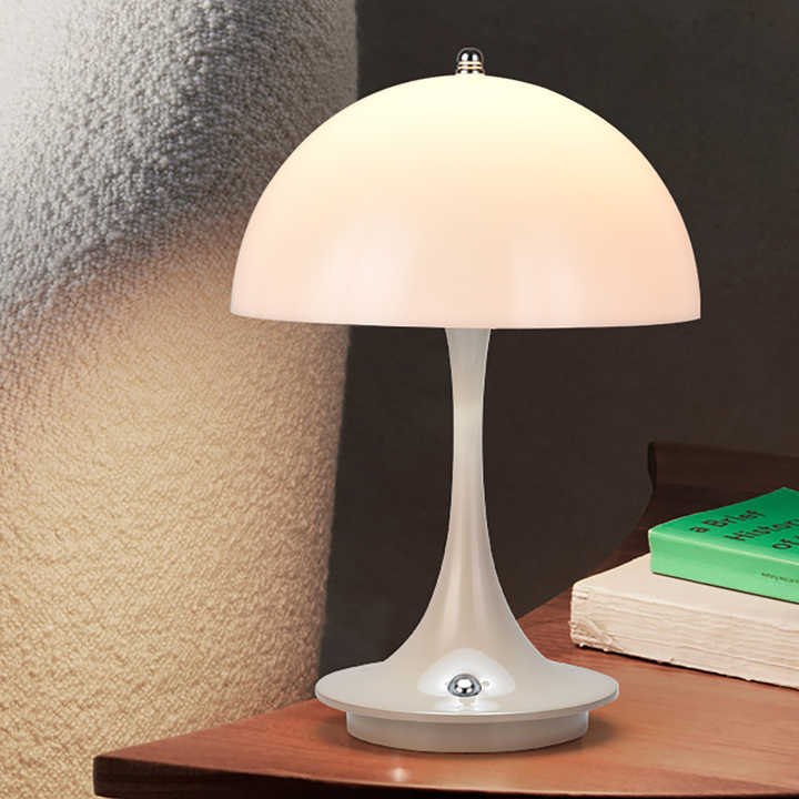 PATRICIA – RECHARGEABLE TABLE LAMP