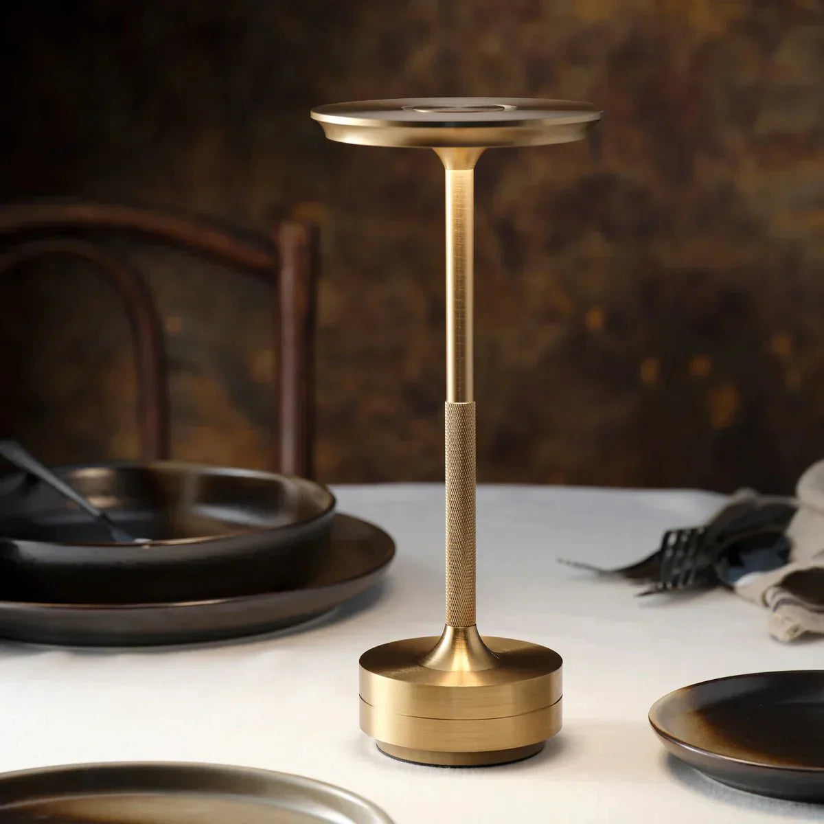 CHARLES – TABLE LAMP