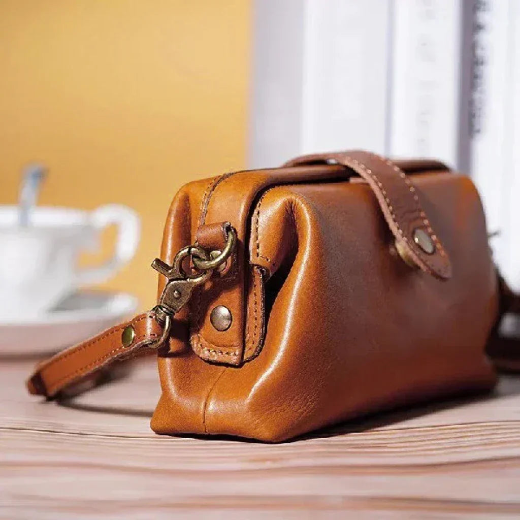 CELESTE – UNIQUE HANDBAG