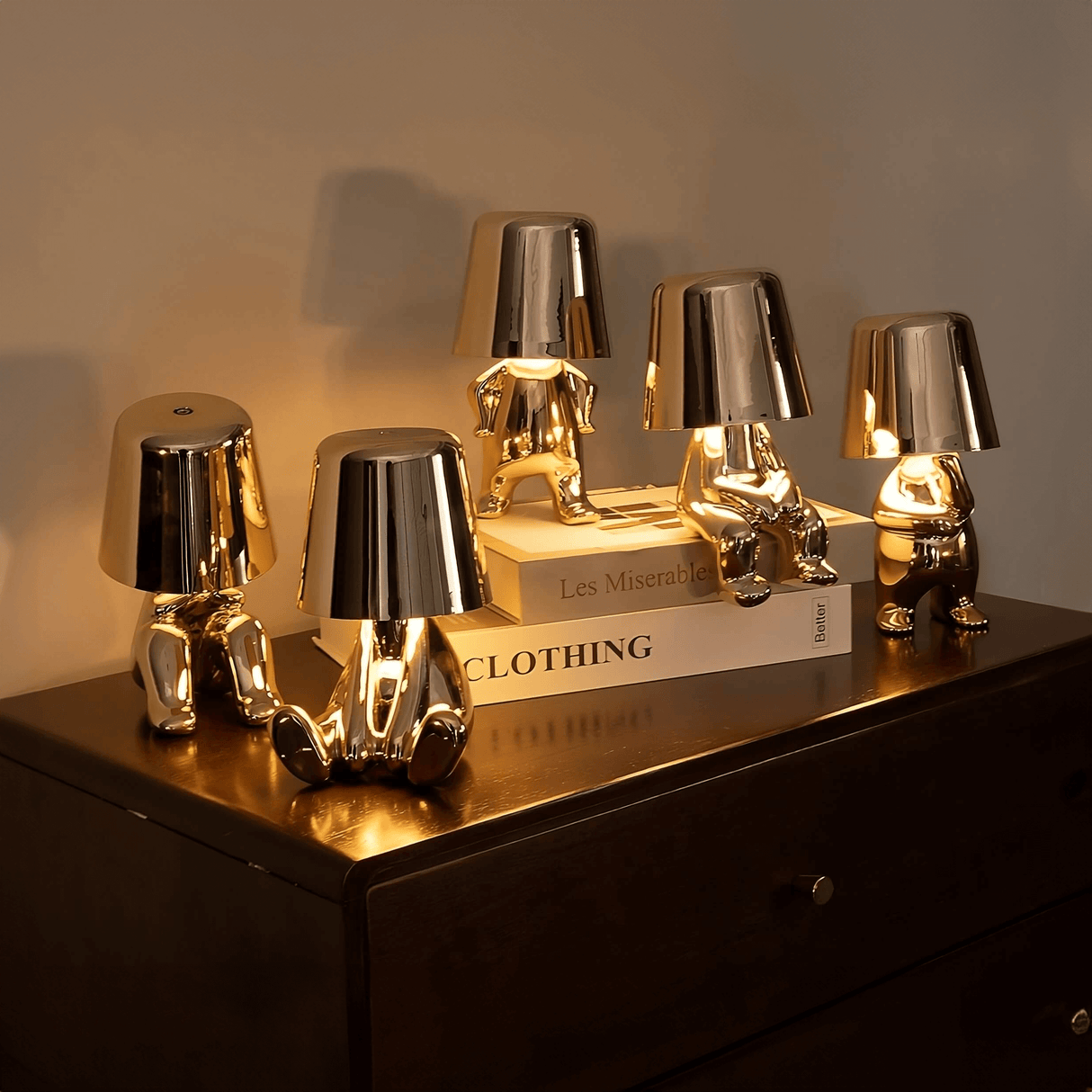 ELEANOR – THINKING TABLE LAMP