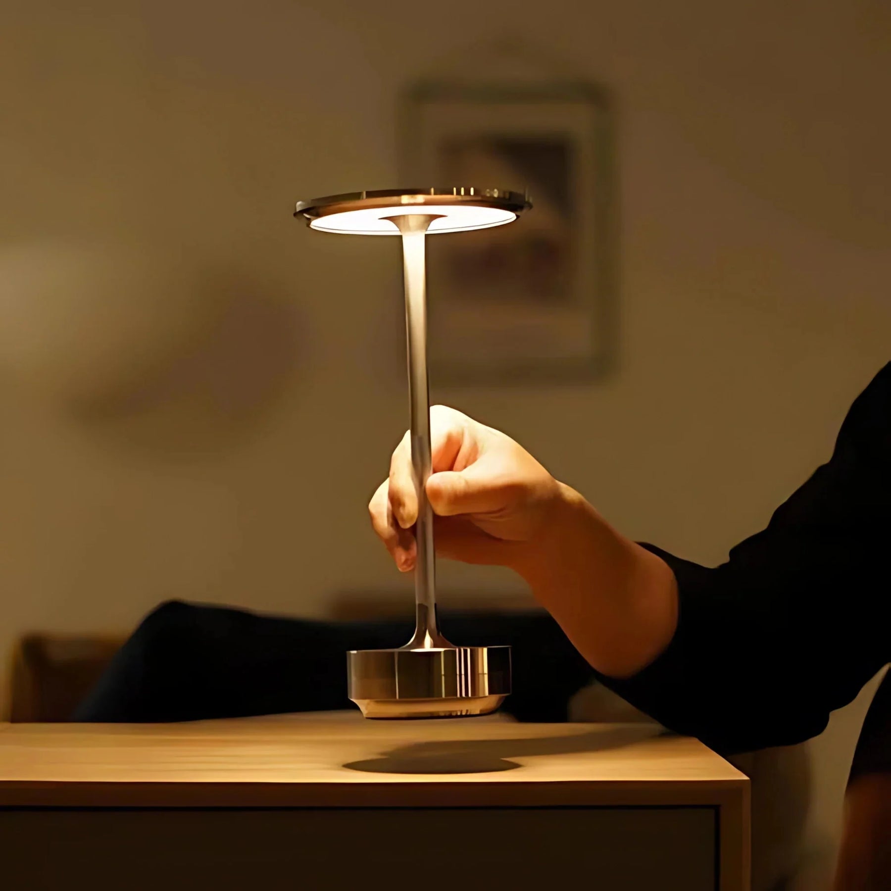 CHARLES – TABLE LAMP