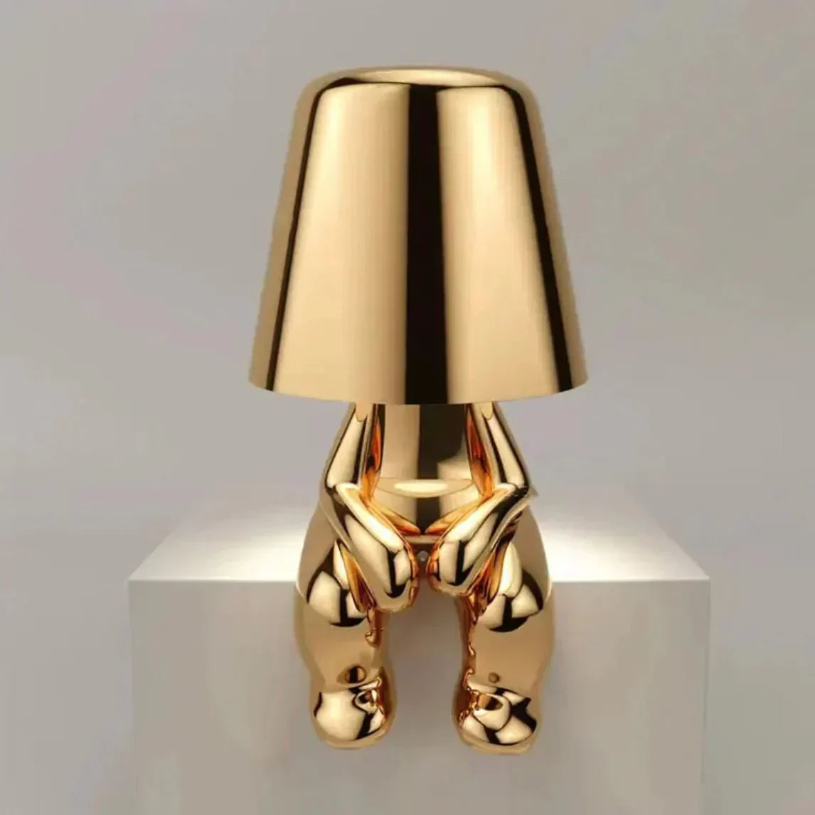 ELEANOR – THINKING TABLE LAMP
