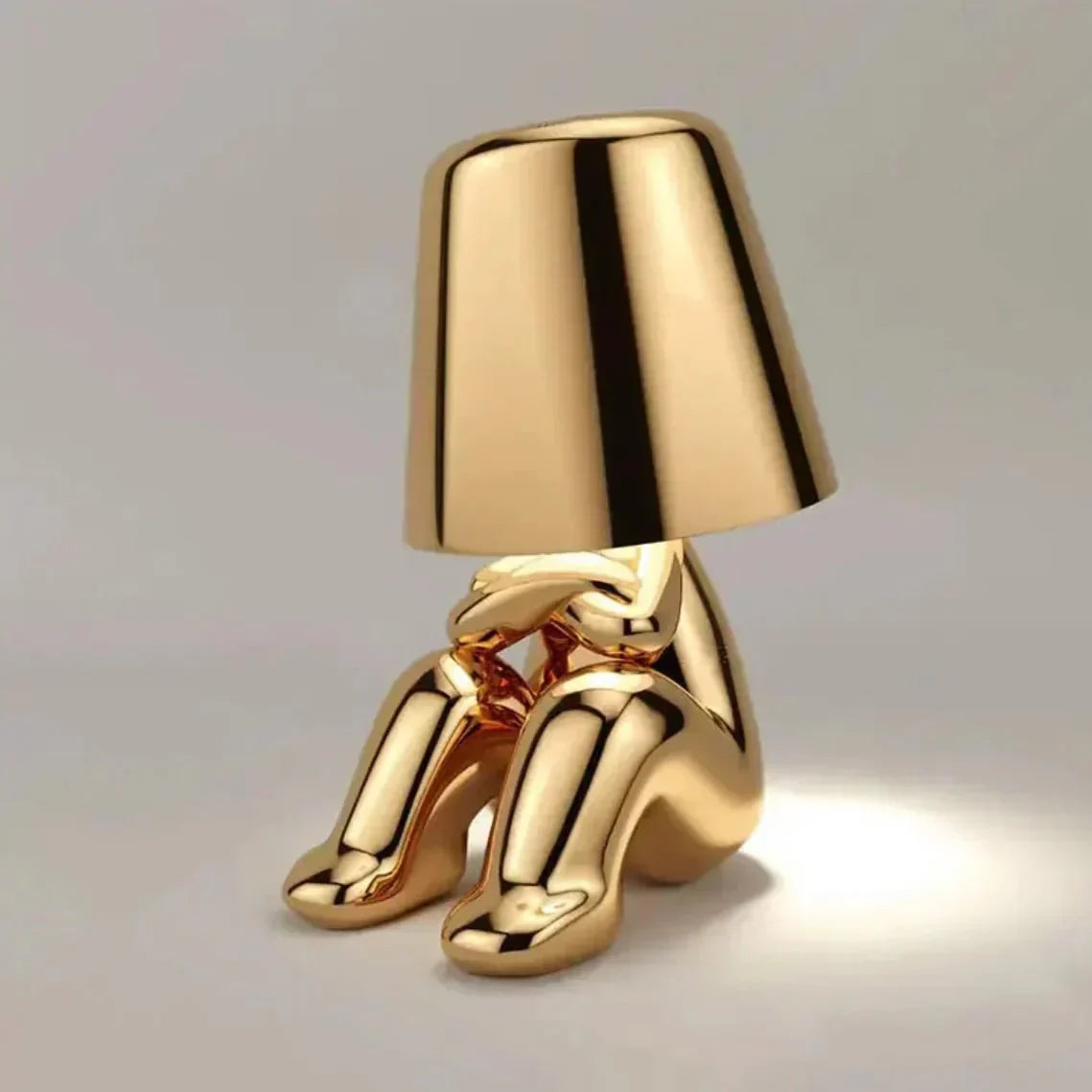ELEANOR – THINKING TABLE LAMP