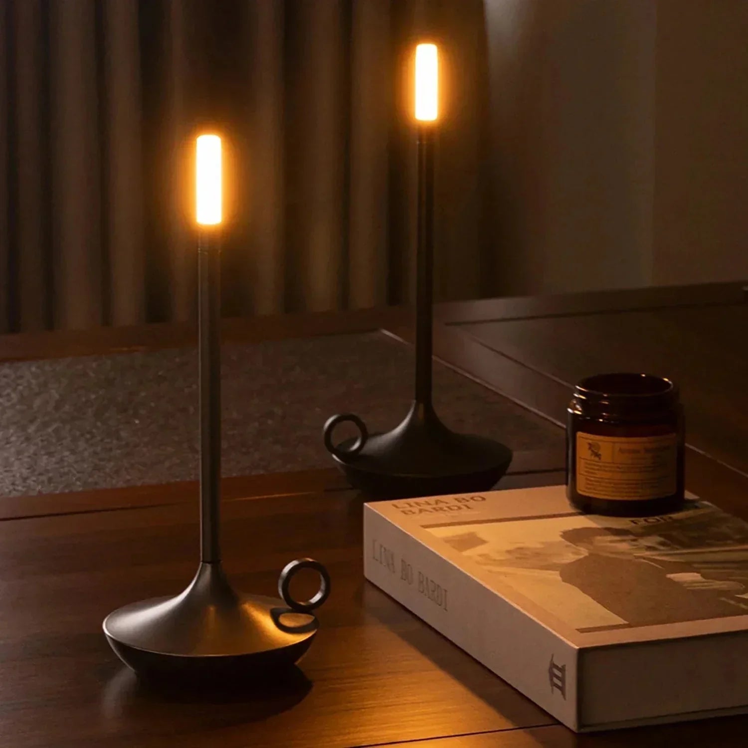 MICHAEL – TABLE LAMP