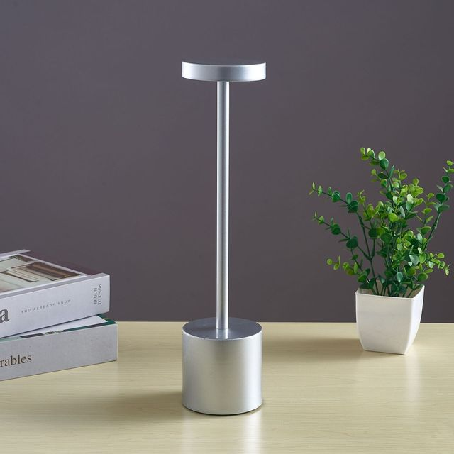 GRANT – IRON LAMP