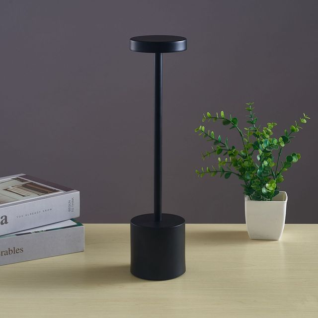 GRANT – IRON LAMP